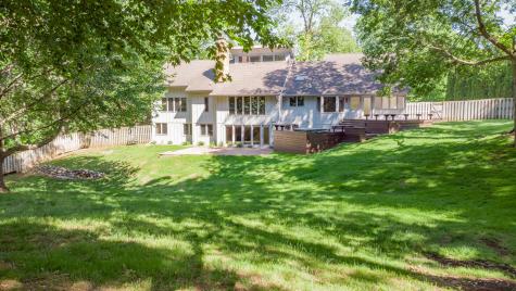 684 Sioux Drive Freeport IL 61032