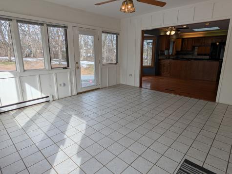 684 Sioux Drive Freeport IL 61032