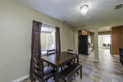 1700 Gideon Avenue Zion IL 60099