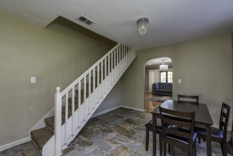 1700 Gideon Avenue Zion IL 60099