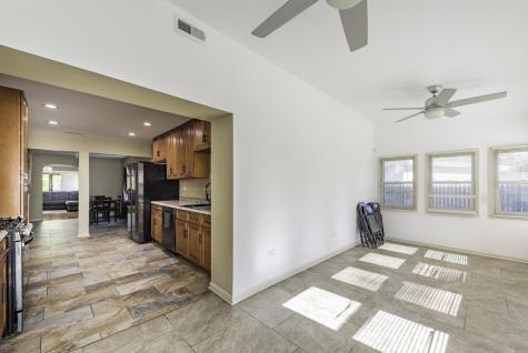 1700 Gideon Avenue Zion IL 60099