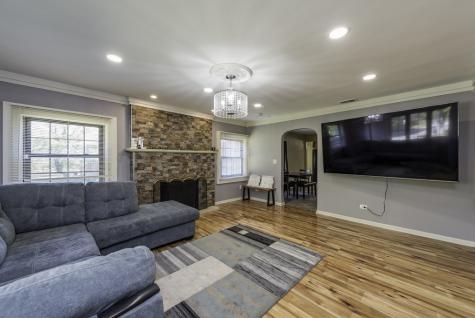 1700 Gideon Avenue Zion IL 60099