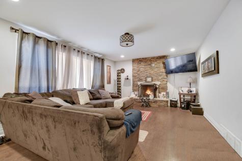 16810 Greenwood Avenue South Holland IL 60473