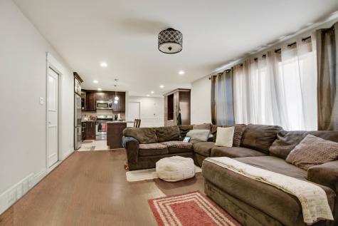 16810 Greenwood Avenue South Holland IL 60473