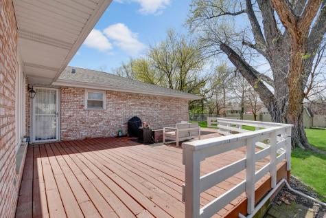 16810 Greenwood Avenue South Holland IL 60473