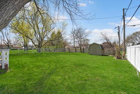 16810 Greenwood Avenue South Holland IL 60473