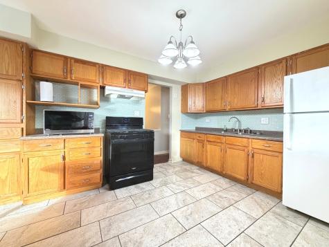 450 East Mulberry Court Glenwood IL 60425