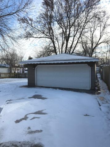 450 East Mulberry Court Glenwood IL 60425