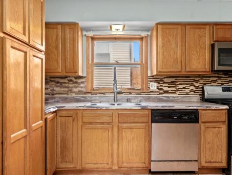 241 Zuelke Drive Bellwood IL 60104