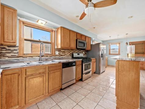 241 Zuelke Drive Bellwood IL 60104