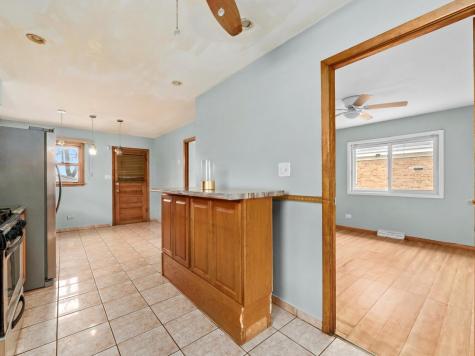 241 Zuelke Drive Bellwood IL 60104