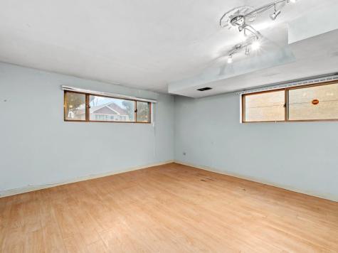 241 Zuelke Drive Bellwood IL 60104