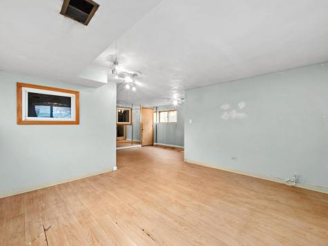 241 Zuelke Drive Bellwood IL 60104