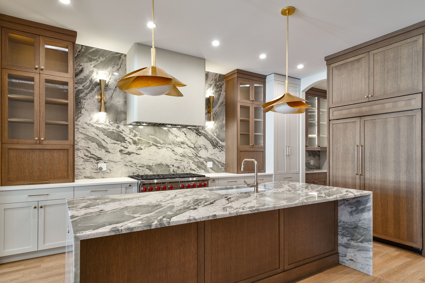 2042 West Berteau Avenue Chicago IL 60618