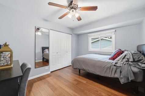 602 North Ashbury Avenue Bolingbrook IL 60440