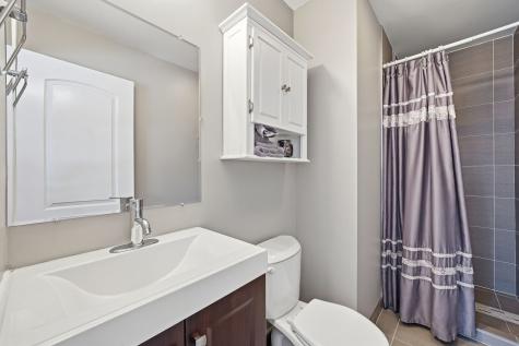 602 North Ashbury Avenue Bolingbrook IL 60440