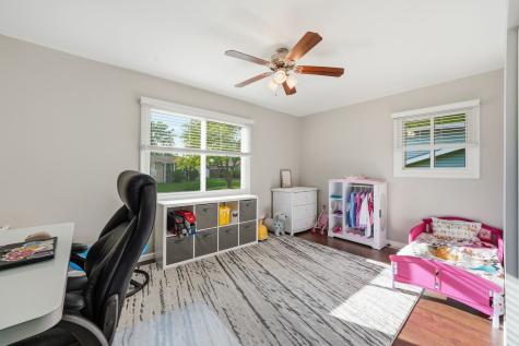 602 North Ashbury Avenue Bolingbrook IL 60440