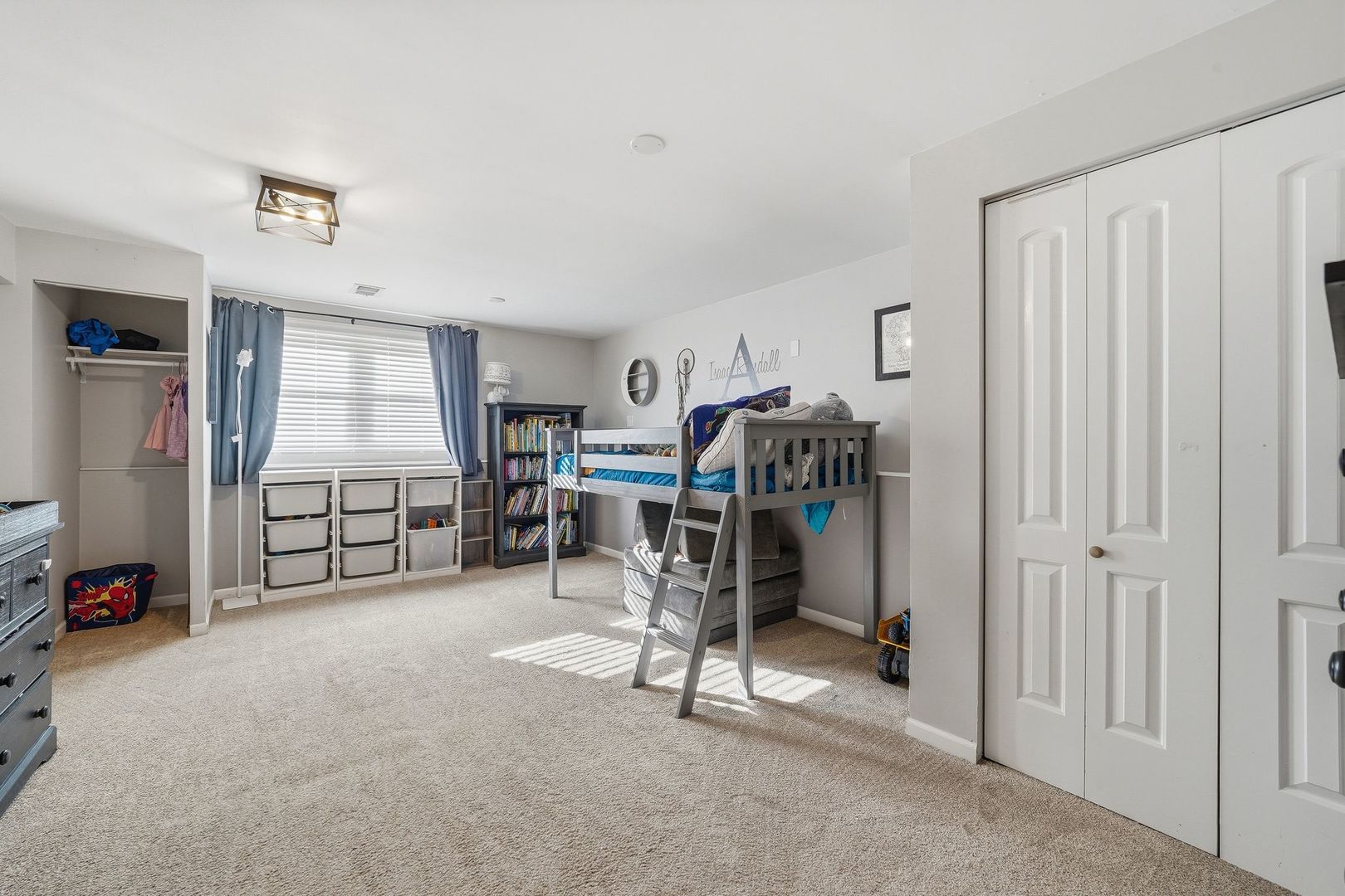 602 North Ashbury Avenue Bolingbrook IL 60440