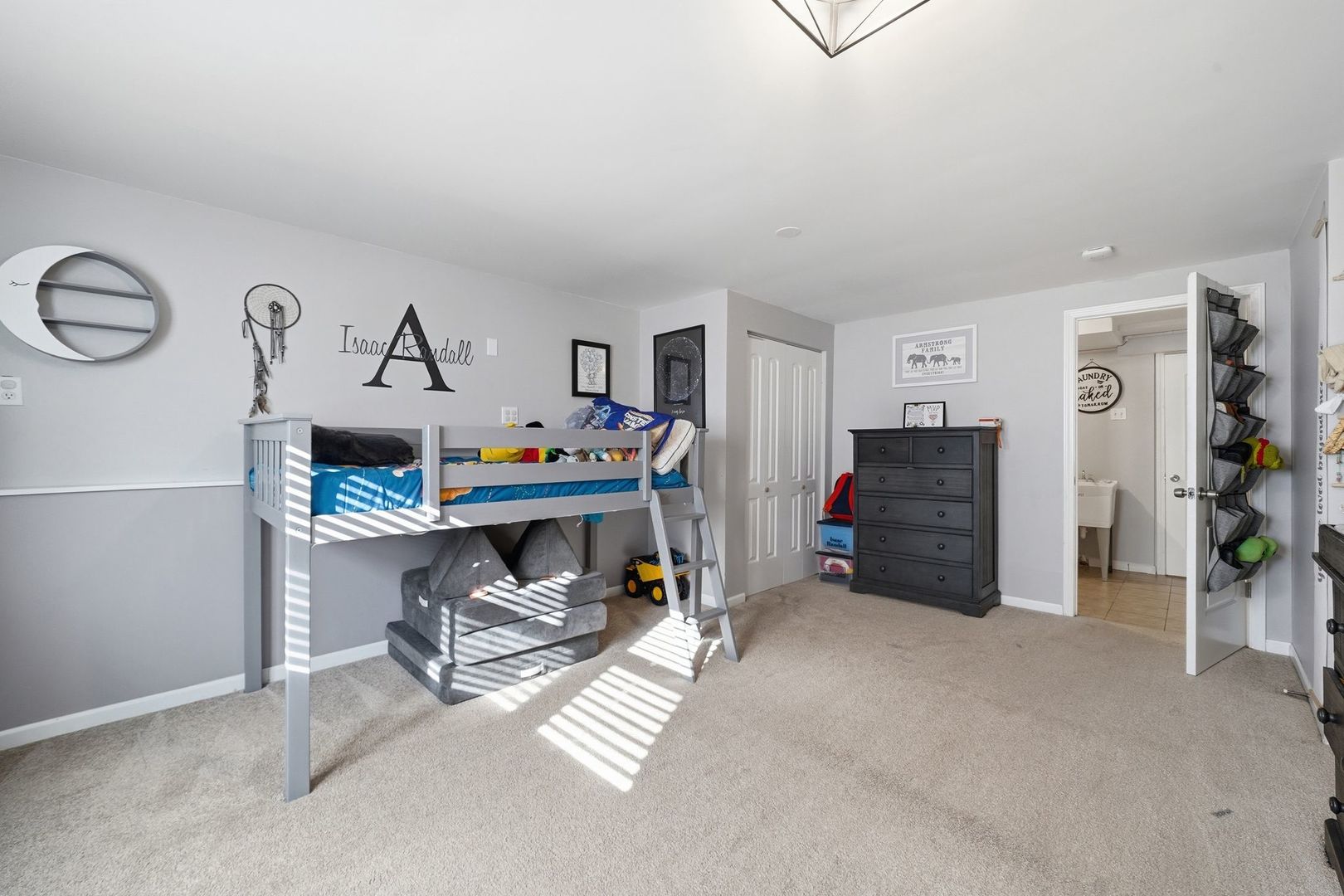 602 North Ashbury Avenue Bolingbrook IL 60440