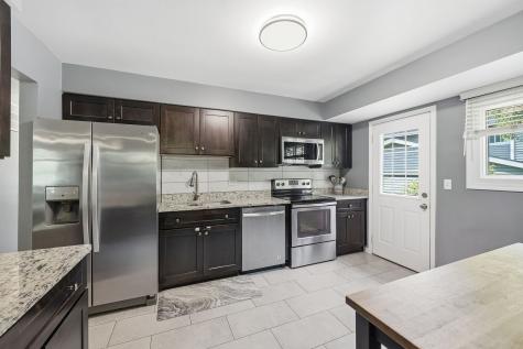 602 North Ashbury Avenue Bolingbrook IL 60440