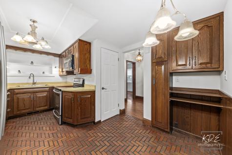 330 South Maple Street Itasca IL 60143