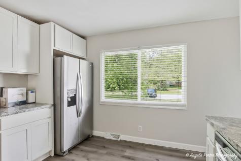 1904 Joanna Avenue Zion IL 60099