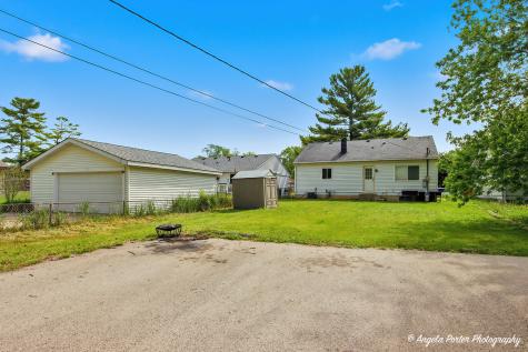 1904 Joanna Avenue Zion IL 60099