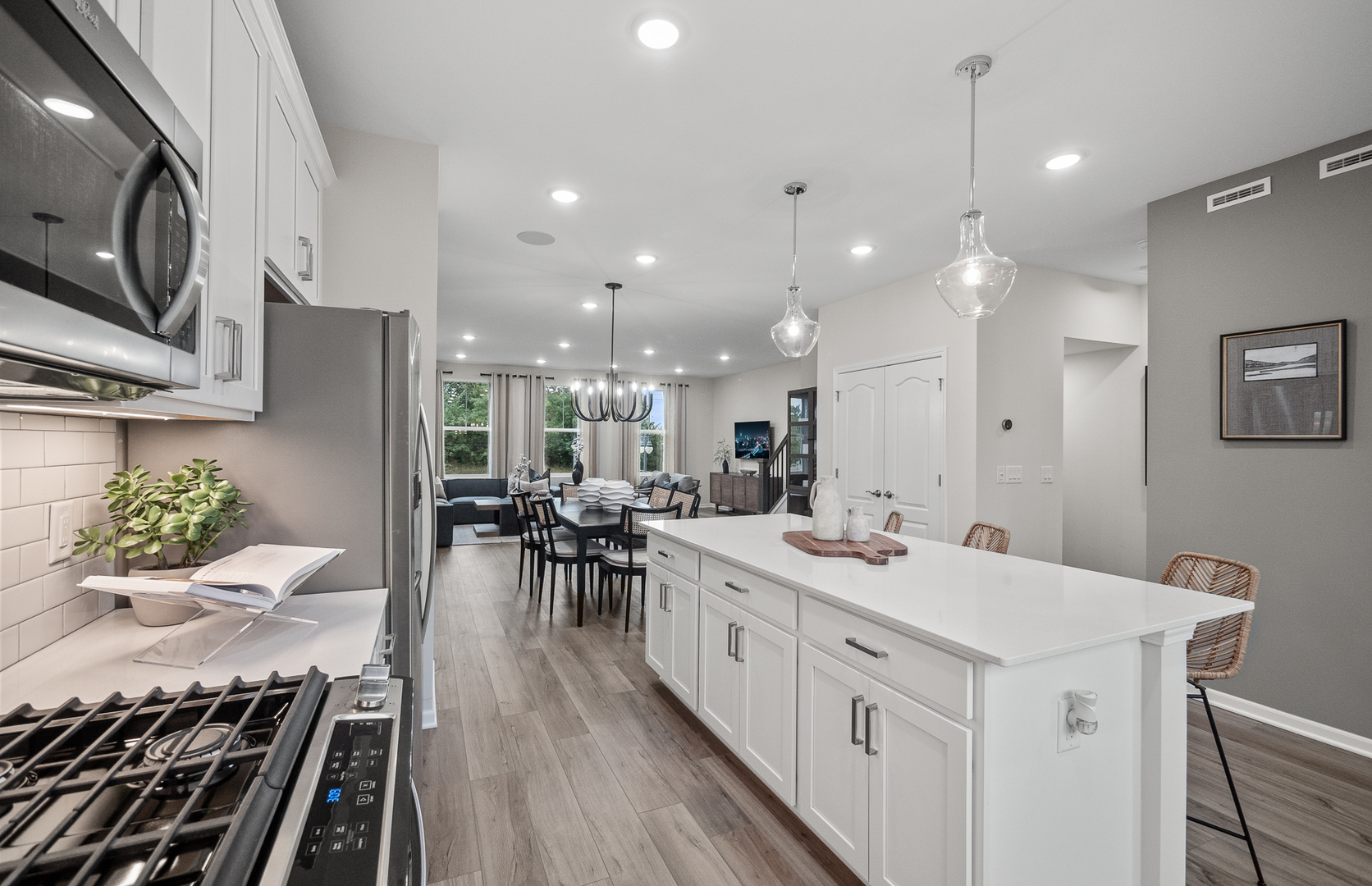 207 Mountain Interval Road Schaumburg IL 60193