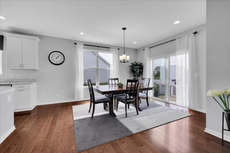 1607 Star Grass Circle Aurora IL 60506