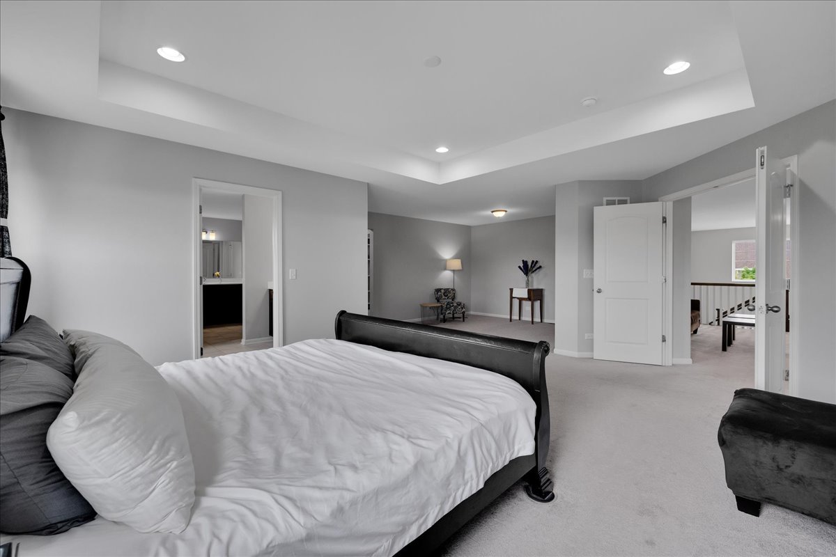 1607 Star Grass Circle Aurora IL 60506