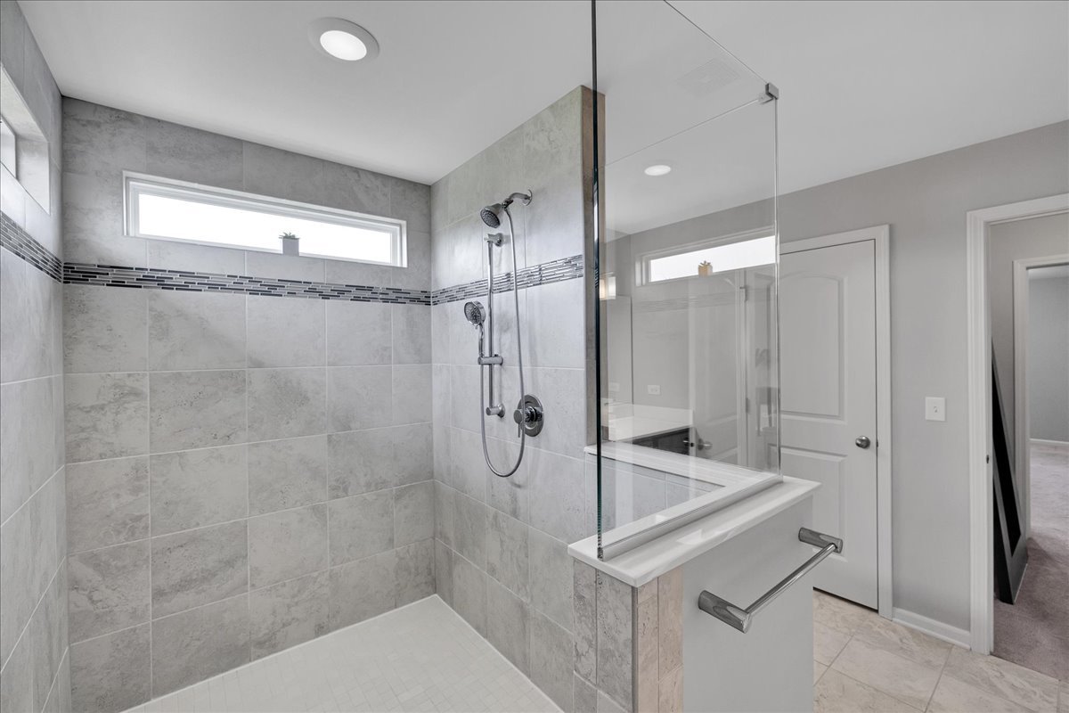 1607 Star Grass Circle Aurora IL 60506