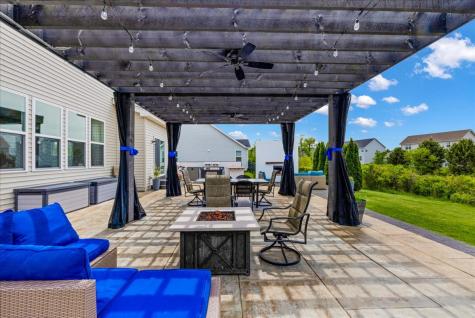 1607 Star Grass Circle Aurora IL 60506