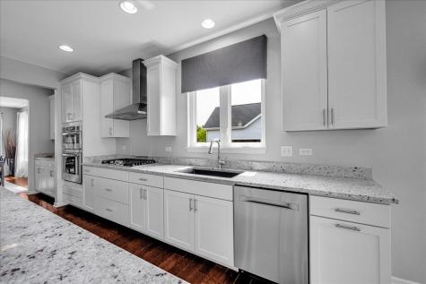 1607 Star Grass Circle Aurora IL 60506