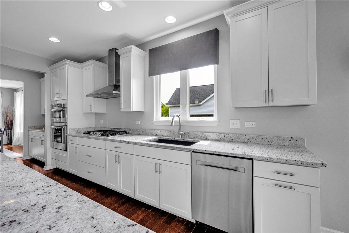1607 Star Grass Circle Aurora IL 60506