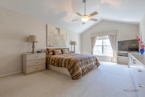 20 Ashford Court Lincolnshire IL 60069