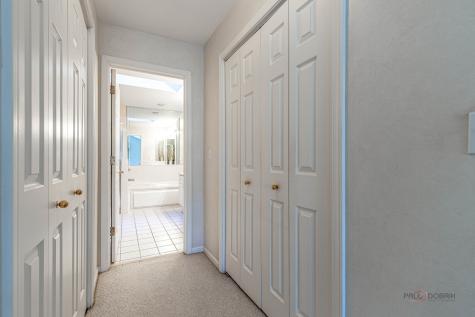 20 Ashford Court Lincolnshire IL 60069