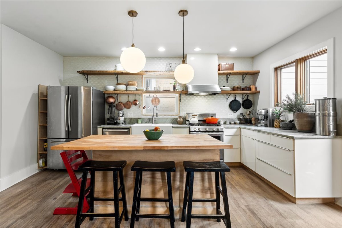 1014 West 31st Place Chicago IL 60608