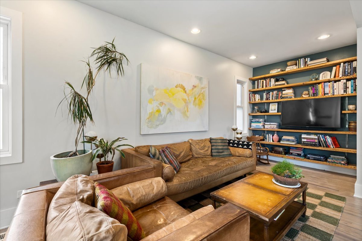 1014 West 31st Place Chicago IL 60608