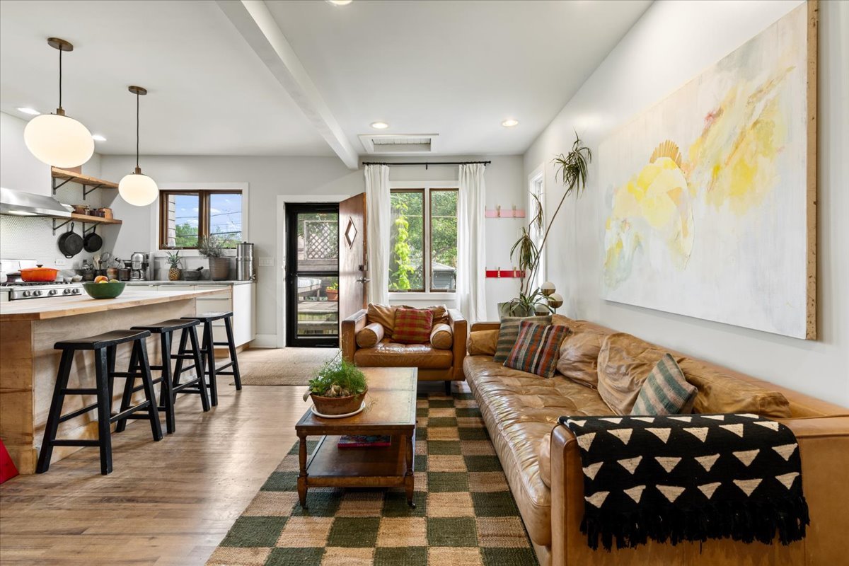 1014 West 31st Place Chicago IL 60608
