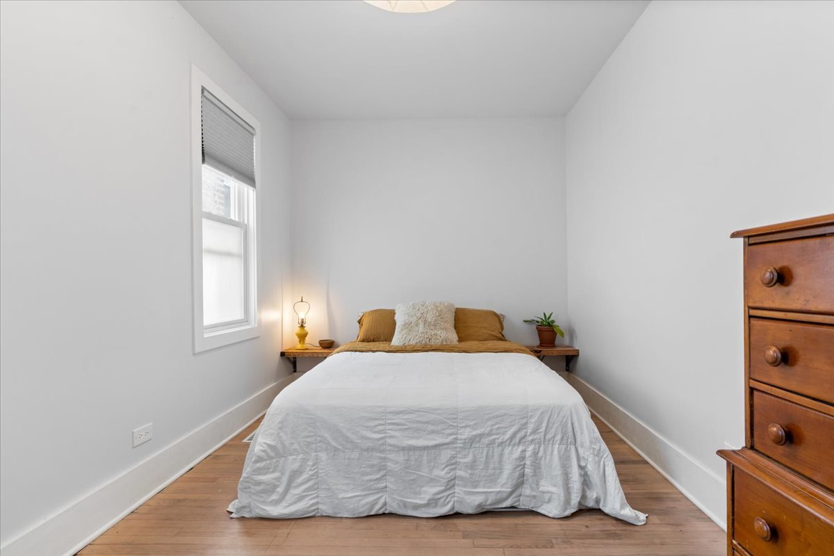 1014 West 31st Place Chicago IL 60608