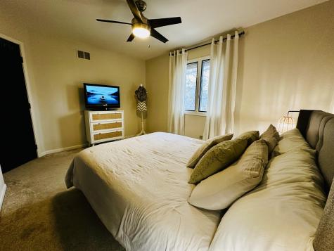 4948 145TH Street Midlothian IL 60445