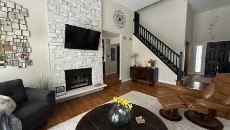 4948 145TH Street Midlothian IL 60445
