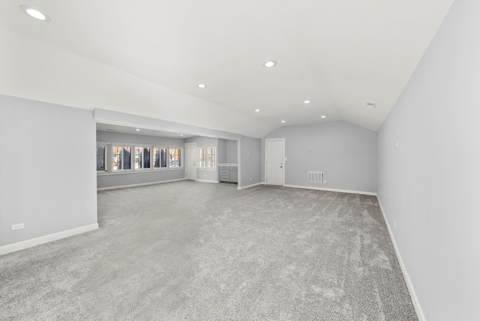 11731 South Bell Avenue Chicago IL 60643