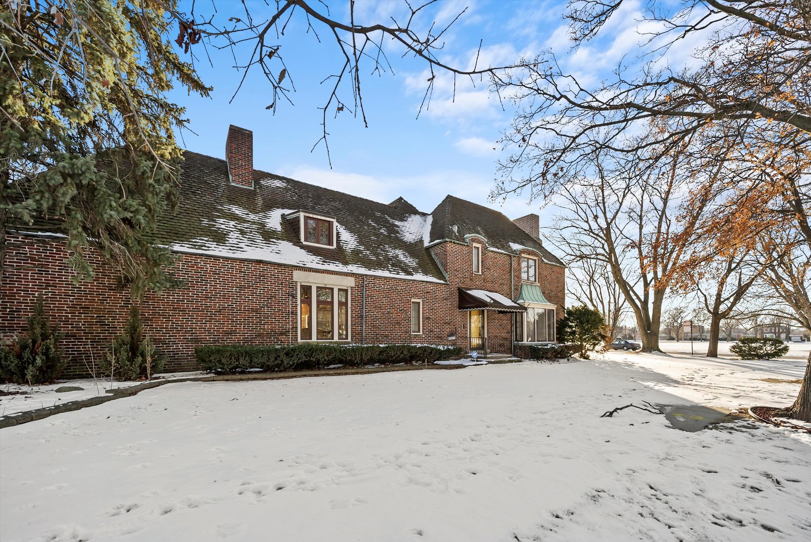 11731 South Bell Avenue Chicago IL 60643