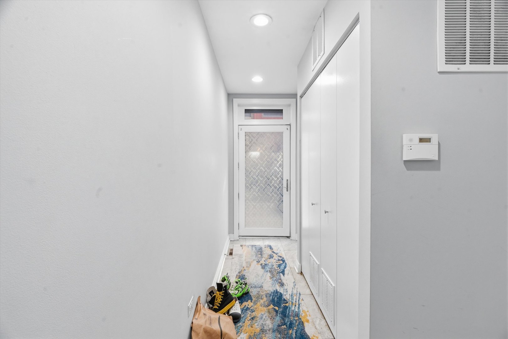 648 West 16th Street Chicago IL 60616
