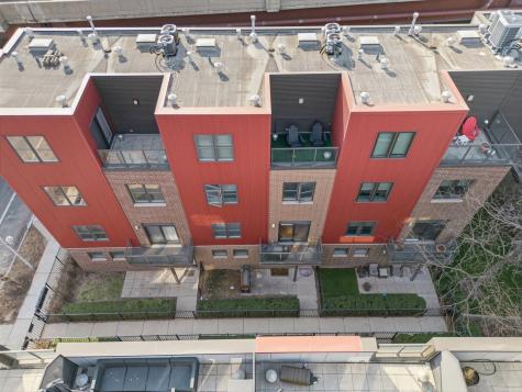 648 West 16th Street Chicago IL 60616