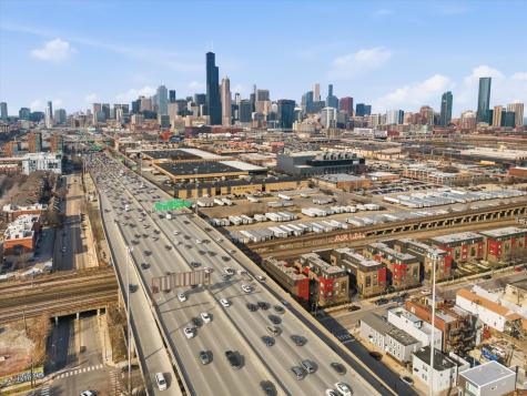 648 West 16th Street Chicago IL 60616
