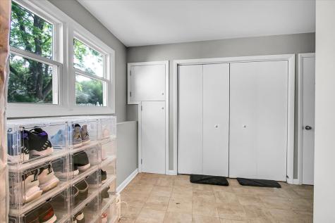 2080 Maplewood Circle Naperville IL 60563