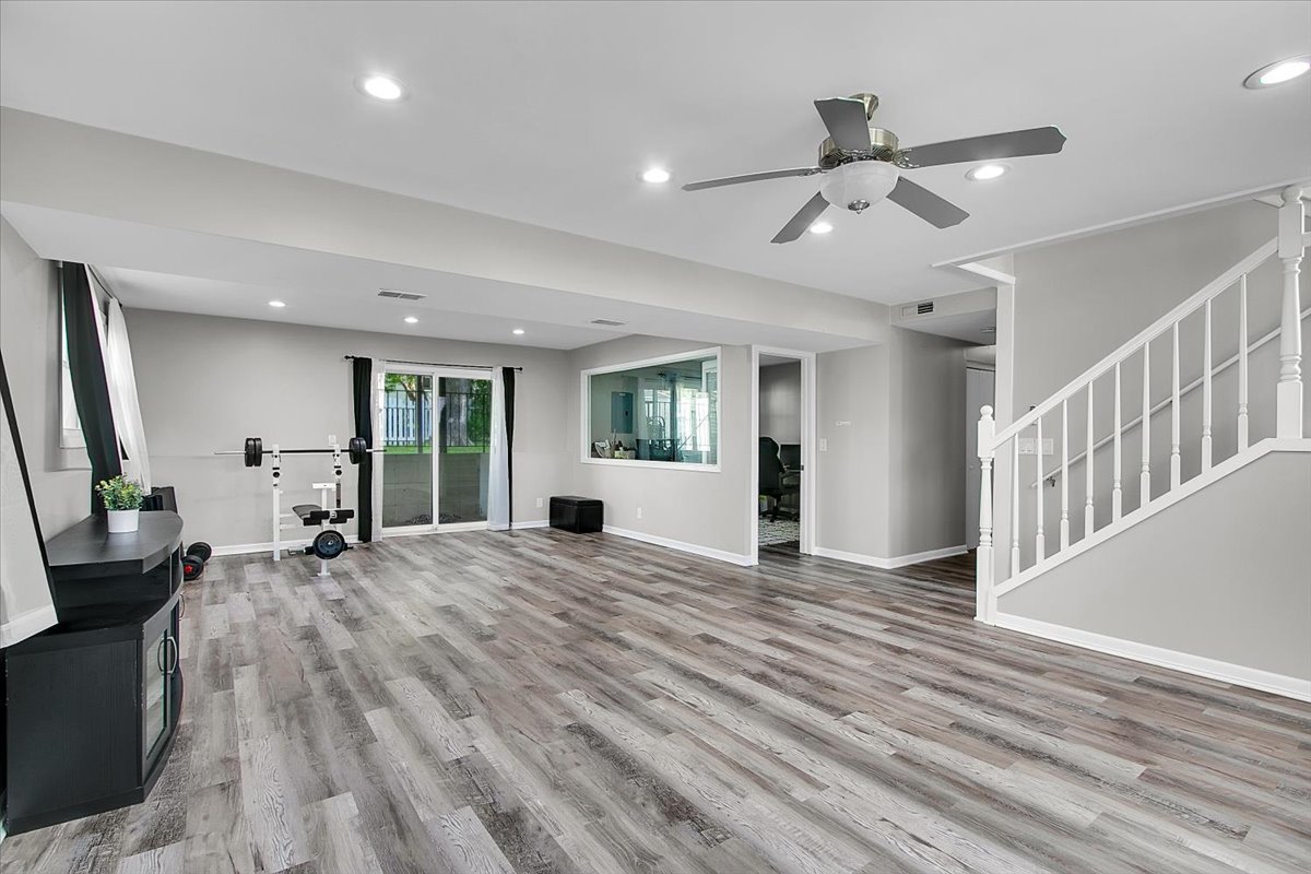 2080 Maplewood Circle Naperville IL 60563