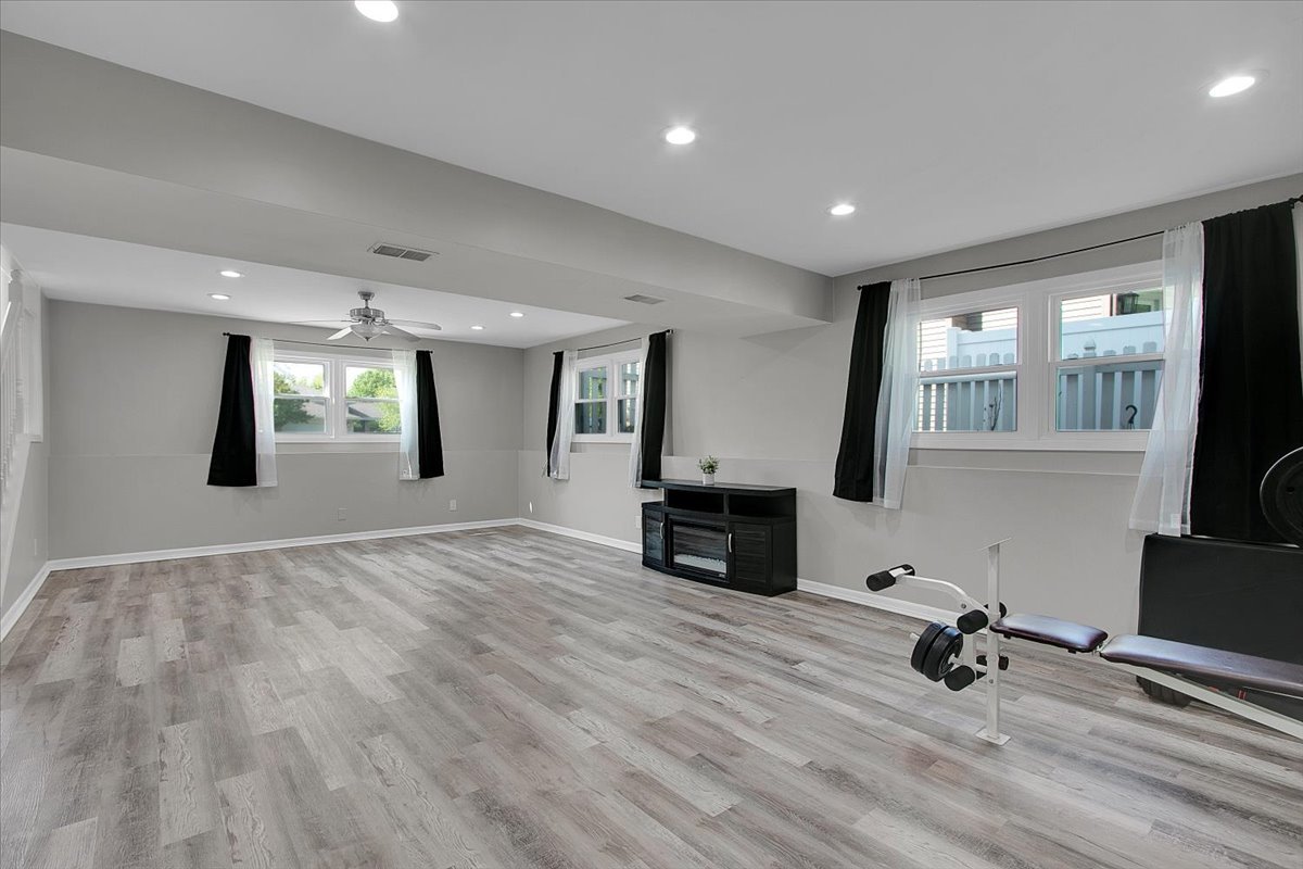 2080 Maplewood Circle Naperville IL 60563